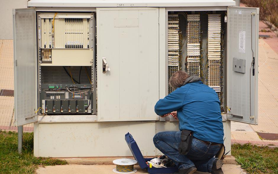 électricien de maintenance Villers-Saint-Paul